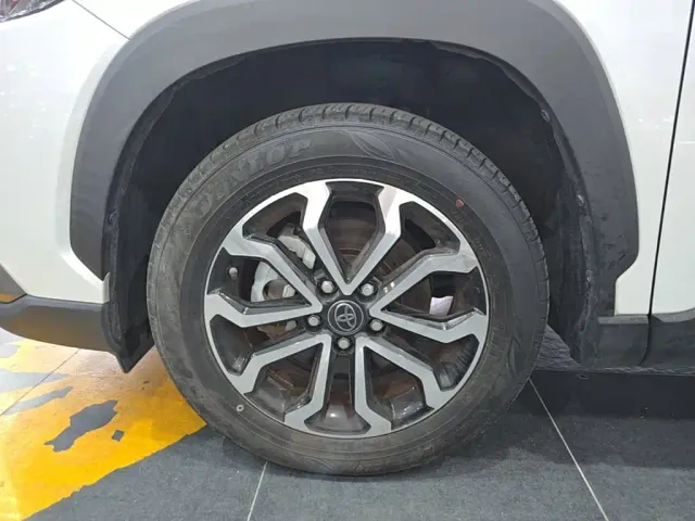 Toyota Frontlander — Фото автомобиля 22
