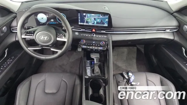 Hyundai Avante CN7 — Фото автомобиля 10