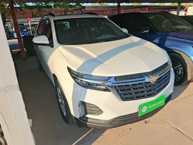 Chevrolet Equinox — Фото автомобиля 3