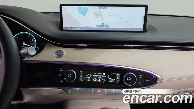 Genesis GV70 2.2 Дизель AWD — Фото автомобиля 15