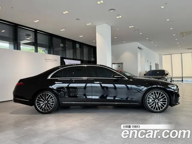 Mercedes-Benz S-Class — Фото автомобиля 9
