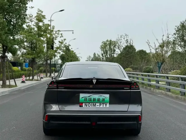 Deepal Deepal SL03 2023 200Max Extended Range — Фото автомобиля 7