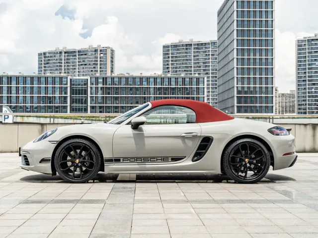 Porsche 718 — Фото автомобиля 5