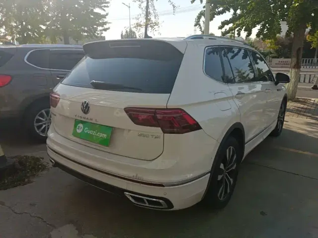 Volkswagen Tiguan L — Фото автомобиля 6