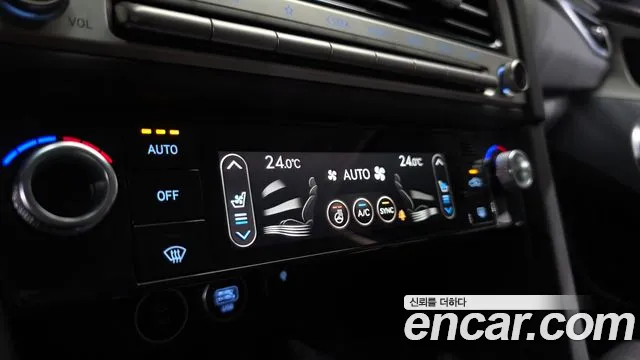 Genesis G70 Новый G70 Бензин 2.5T 4WD — Фото автомобиля 18