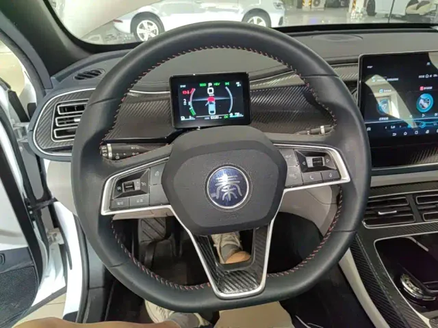 BYD Qin PLUS — Фото автомобиля 10