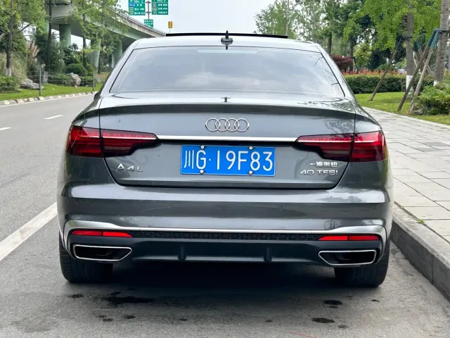 Audi A4L — Фото автомобиля 5