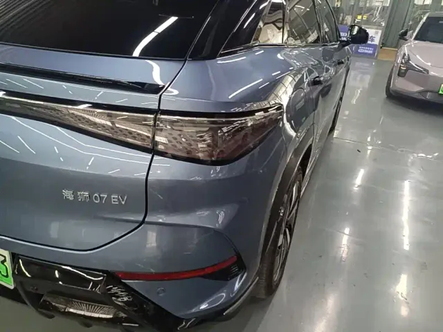 BYD Sealion 07 EV — Фото автомобиля 7
