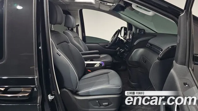 Hyundai Staria — Фото автомобиля 16