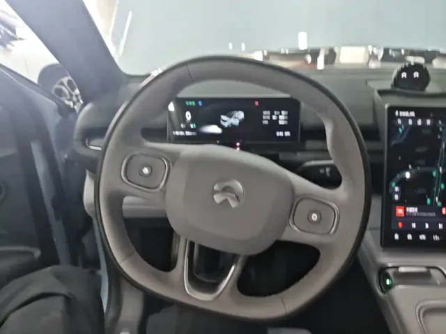 Nio EC6 — Фото автомобиля 10
