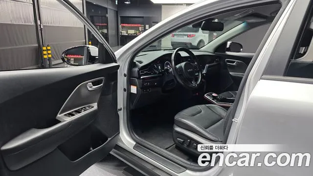 Kia Niro Niro Plus Air — Фото автомобиля 10