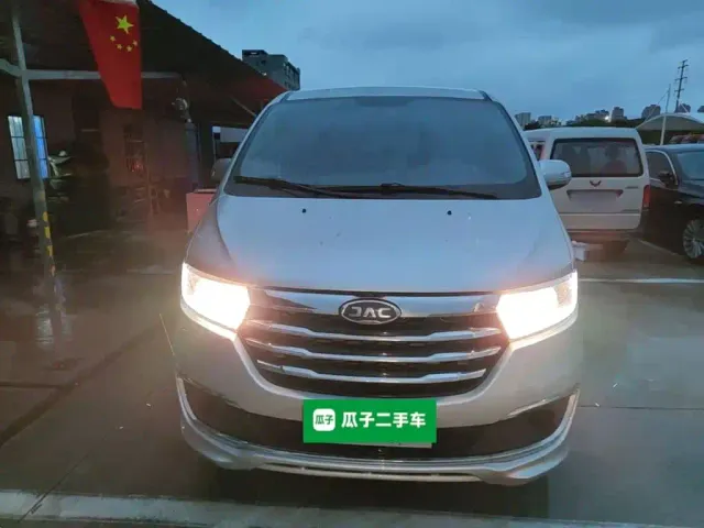 JAC Refine M3 — Фото автомобиля 2