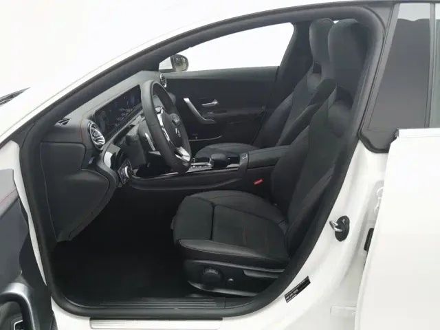 Mercedes-Benz CLA-Class — Фото автомобиля 10