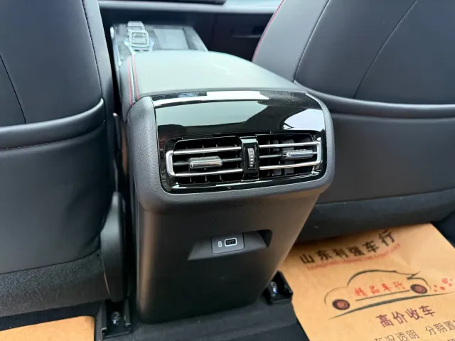 GAC Trumpchi Emkoo — Фото автомобиля 15