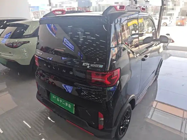 Wuling Hongguang Mini EV — Фото автомобиля 6