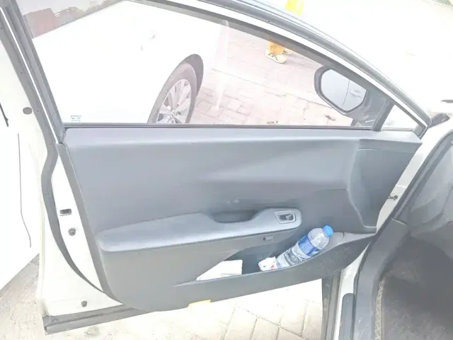 Toyota bZ3 — Фото автомобиля 7