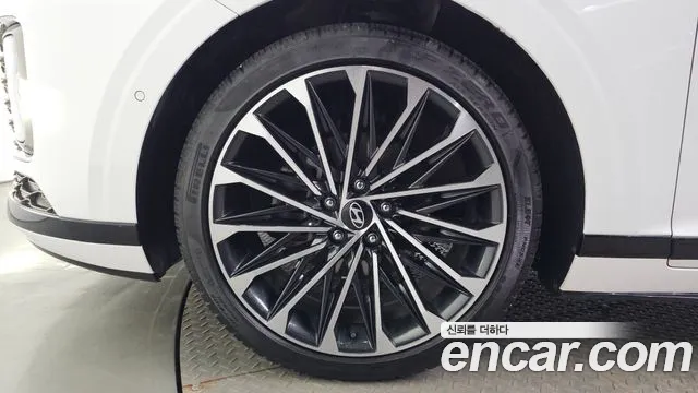 Hyundai Grandeur GN7 — Фото автомобиля 5