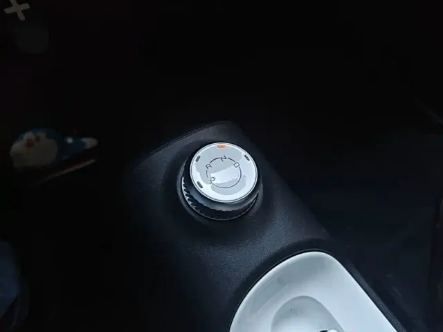 Wuling Hongguang Mini EV — Фото автомобиля 13