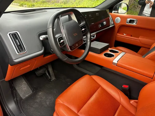 Li Auto L7 — Фото автомобиля 4