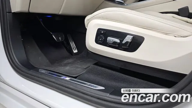 BMW X5 xDrive 40i M Sport — Фото автомобиля 30
