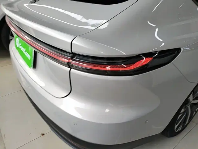 Nio ET7 — Фото автомобиля 7