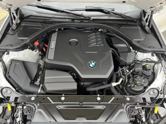 BMW 3 Series — Фото автомобиля 24