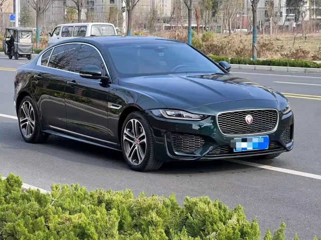 Jaguar XEL — Фото автомобиля 7
