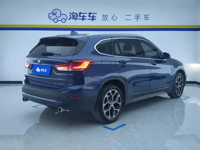 BMW X1 — Фото автомобиля 3