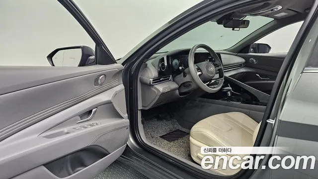 Hyundai AVANTE Новый Avante (CN7) — Фото автомобиля 9