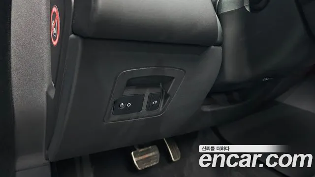 Land Rover Range Rover Velar — Фото автомобиля 30