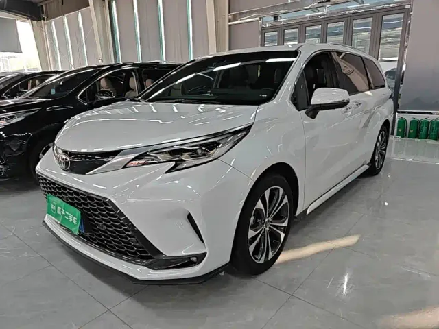 Фотография автомобиля — Toyota Granvia