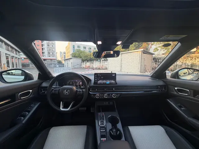 Honda Civic — Фото автомобиля 6