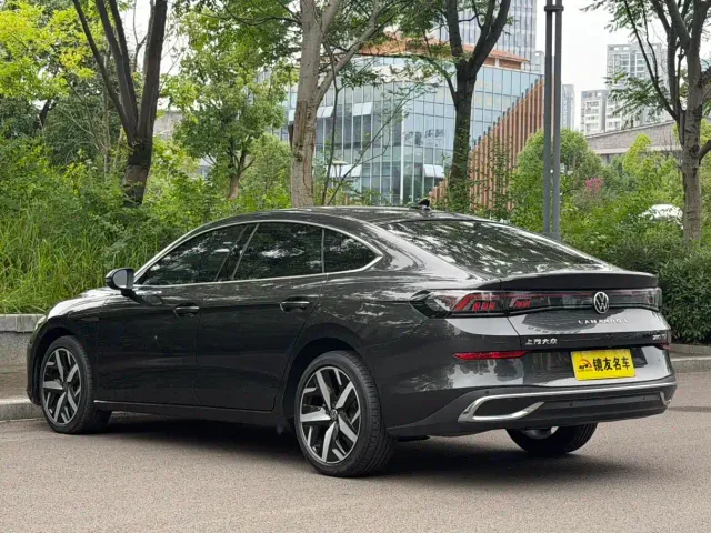 Volkswagen Lamando — Фото автомобиля 6
