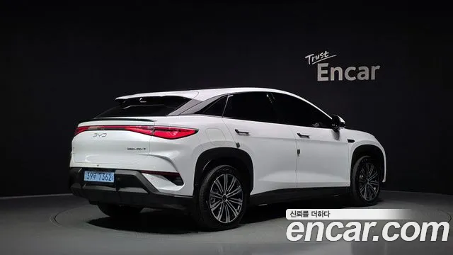 BYD Sealion 7 — Фото автомобиля 2