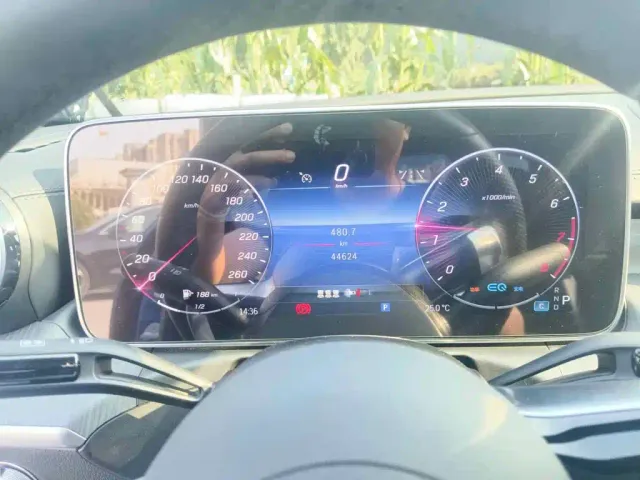 Mercedes-Benz C-Class — Фото автомобиля 4