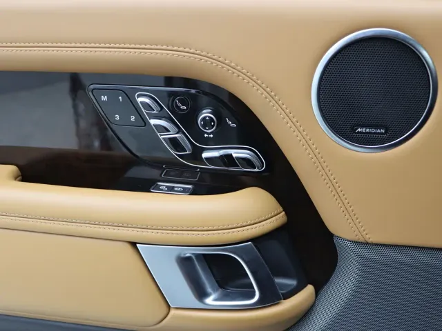 Land Rover Range Rover — Фото автомобиля 22