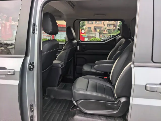 Wuling Zhengcheng — Фото автомобиля 15
