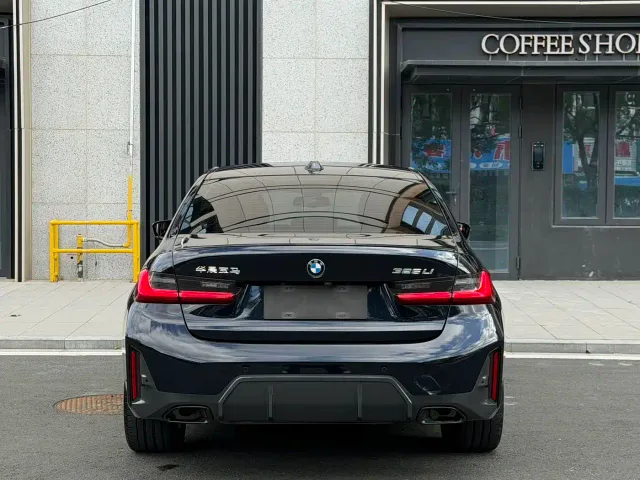 BMW 3 Series — Фото автомобиля 13
