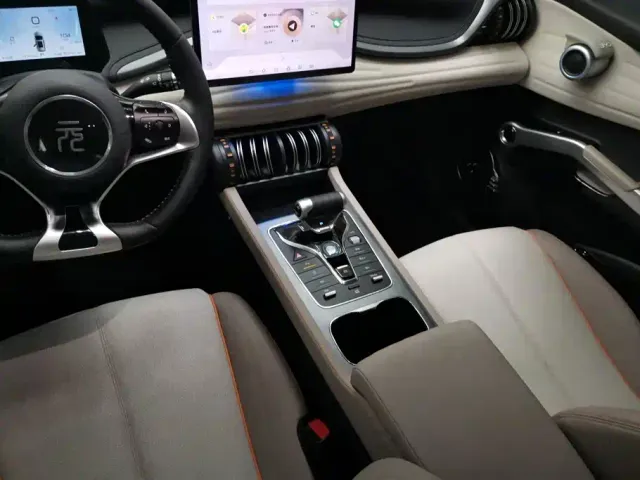 BYD Yuan PLUS — Фото автомобиля 13