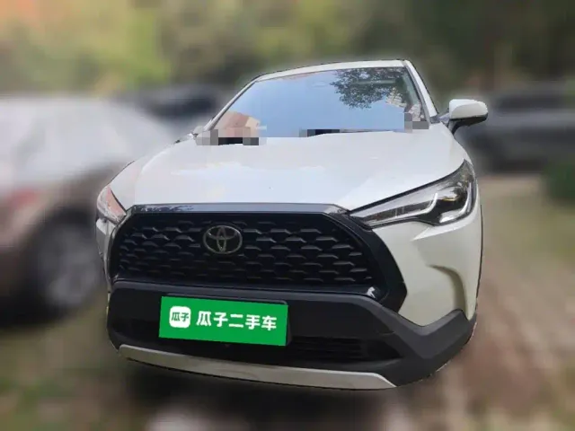 Toyota Corolla Cross — Фото автомобиля 2