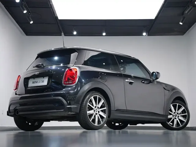 MINI Hatch — Фото автомобиля 2