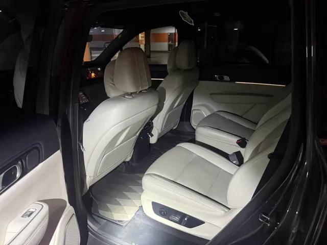 Li Auto ONE — Фото автомобиля 9