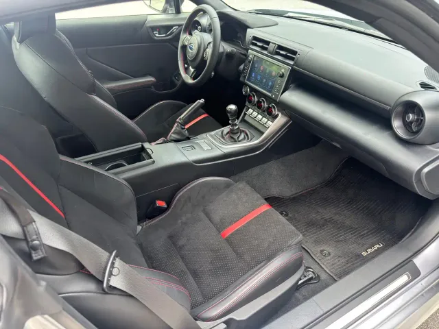Subaru BRZ — Фото автомобиля 7
