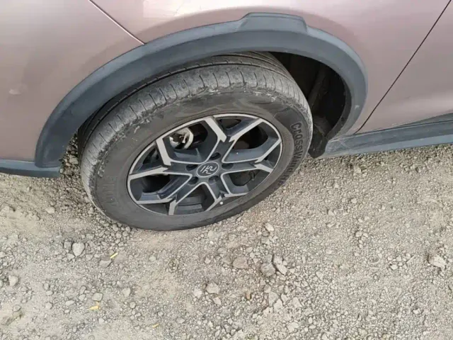 BYD Yuan Pro — Фото автомобиля 22