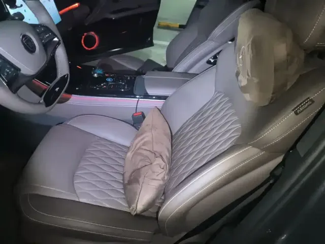 BYD Han 2022 DM-i 121KM Prestige — Фото автомобиля 16