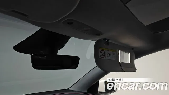 Tesla Model Y — Фото автомобиля 28