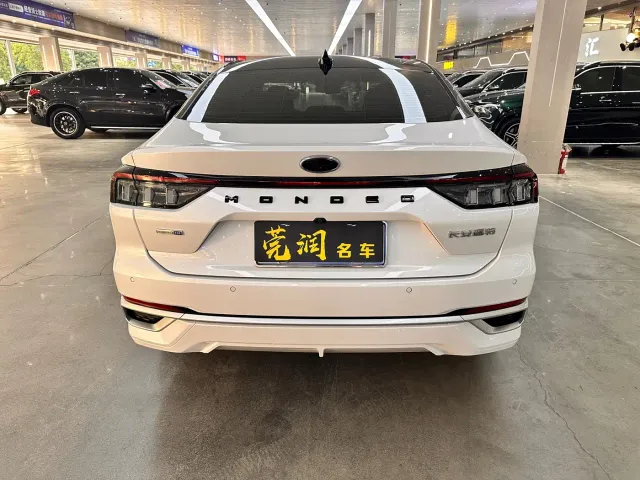Ford Mondeo — Фото автомобиля 16