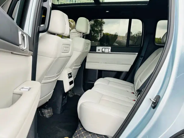 BYD FangChengBao Titanium 7 — Фото автомобиля 9