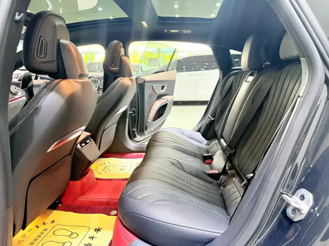 Mercedes-Benz EQS — Фото автомобиля 9
