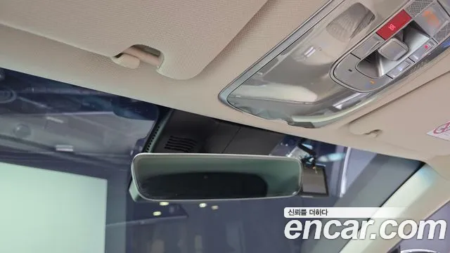 Genesis GV70 — Фото автомобиля 18